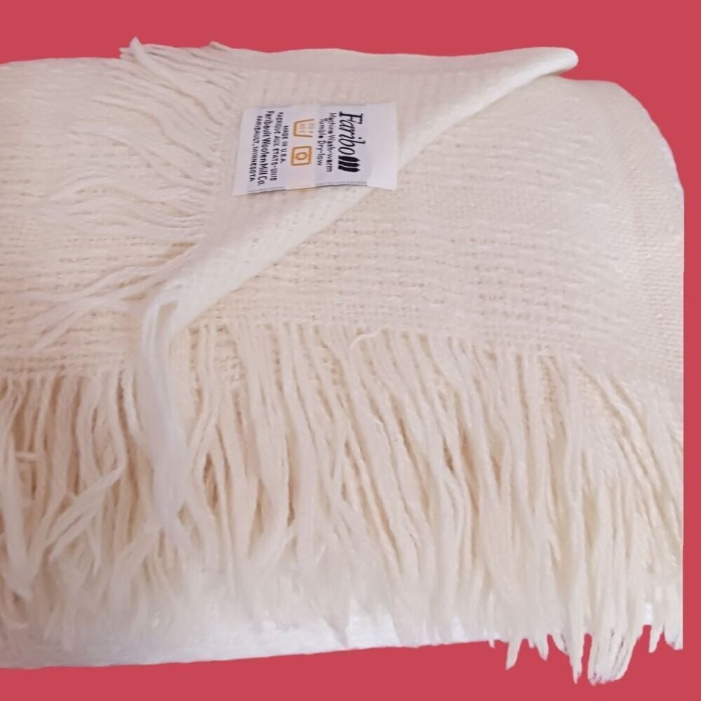 Faribo Vintafte Throw Blanket Fringe Cream 50x48 - Picture 2 of 6